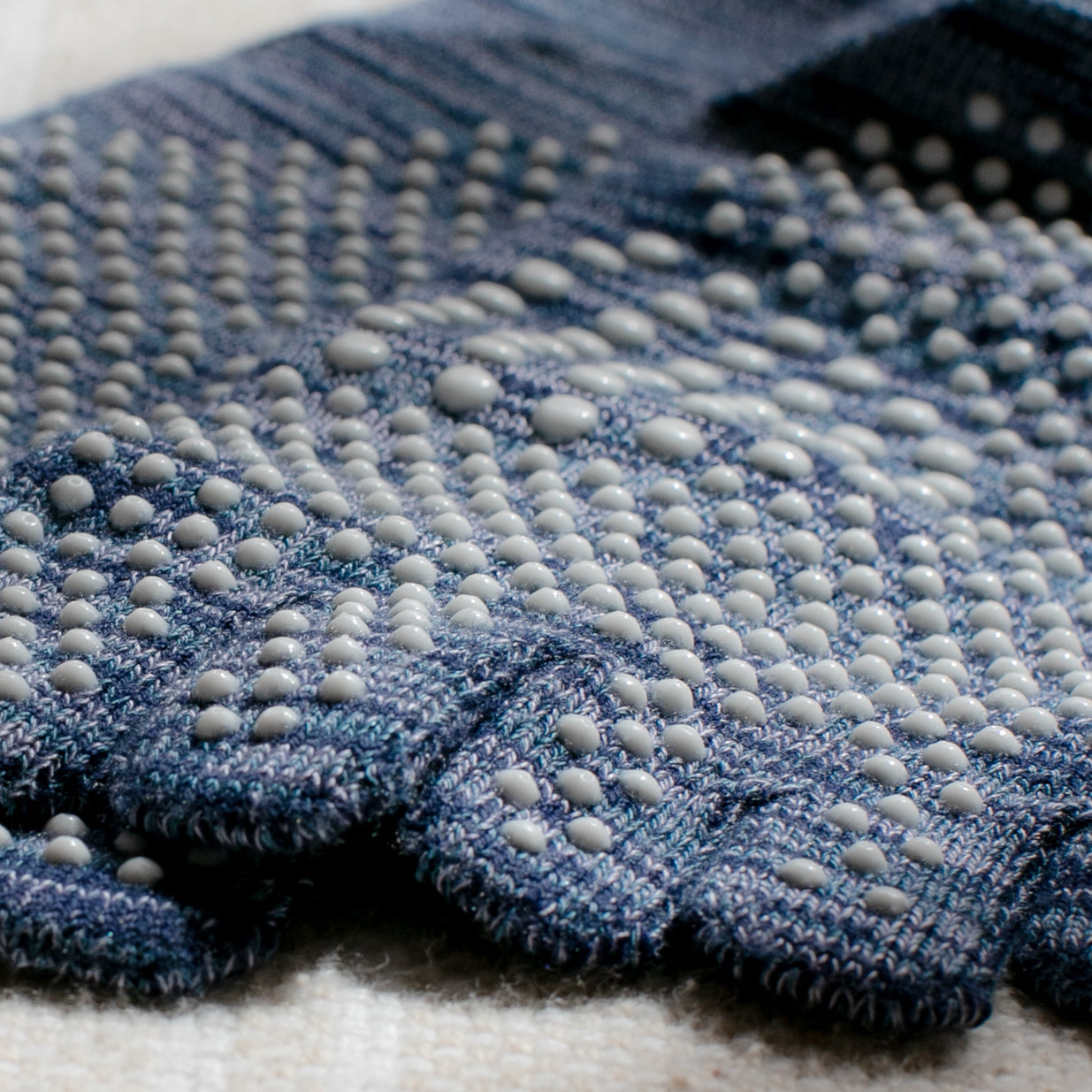 Regnsncox | Five-Toe Cotton Crew Socks with Textured Sole and Smooth Yarn Blend