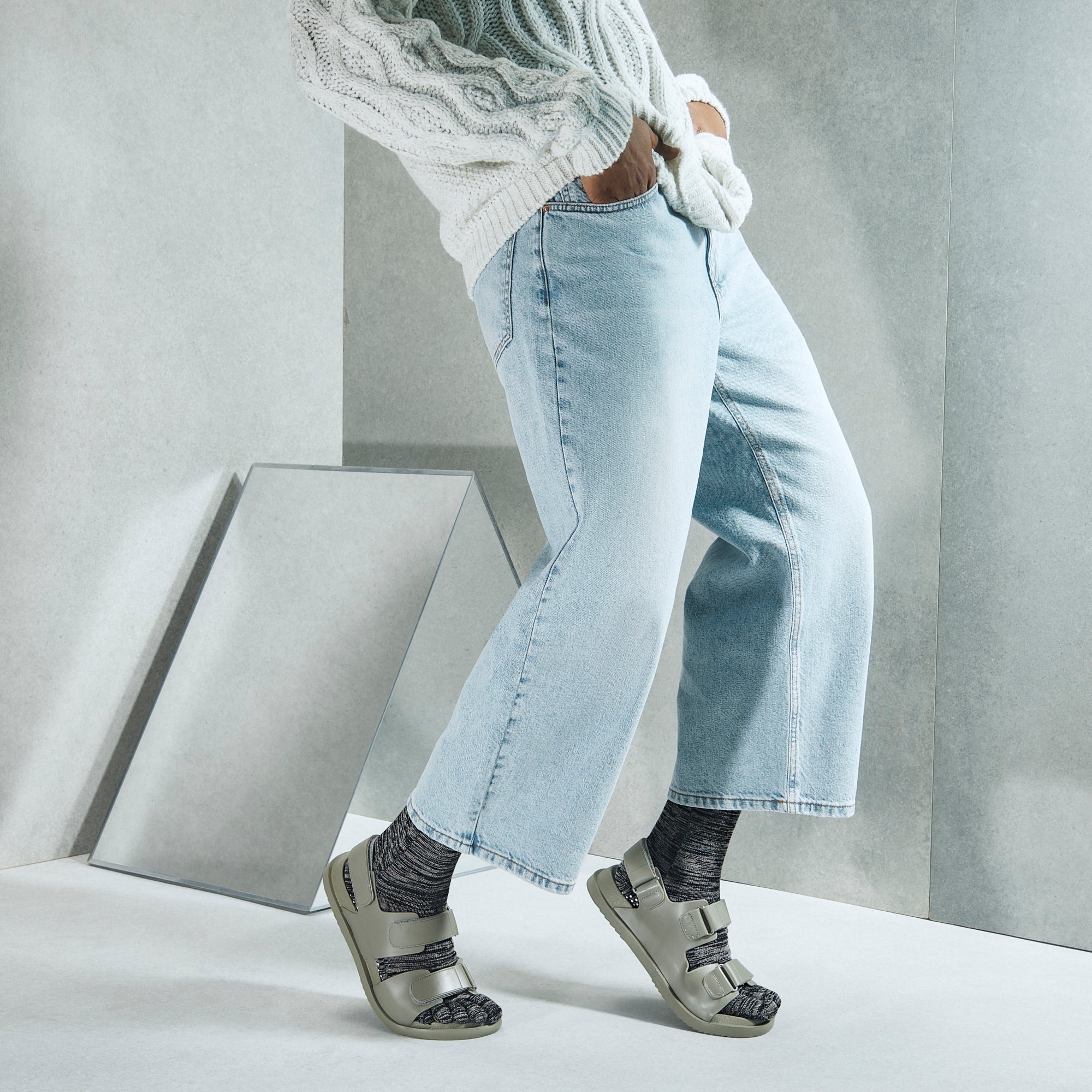 Regnsncox | Five-Toe Cotton Crew Socks with Textured Sole and Smooth Yarn Blend