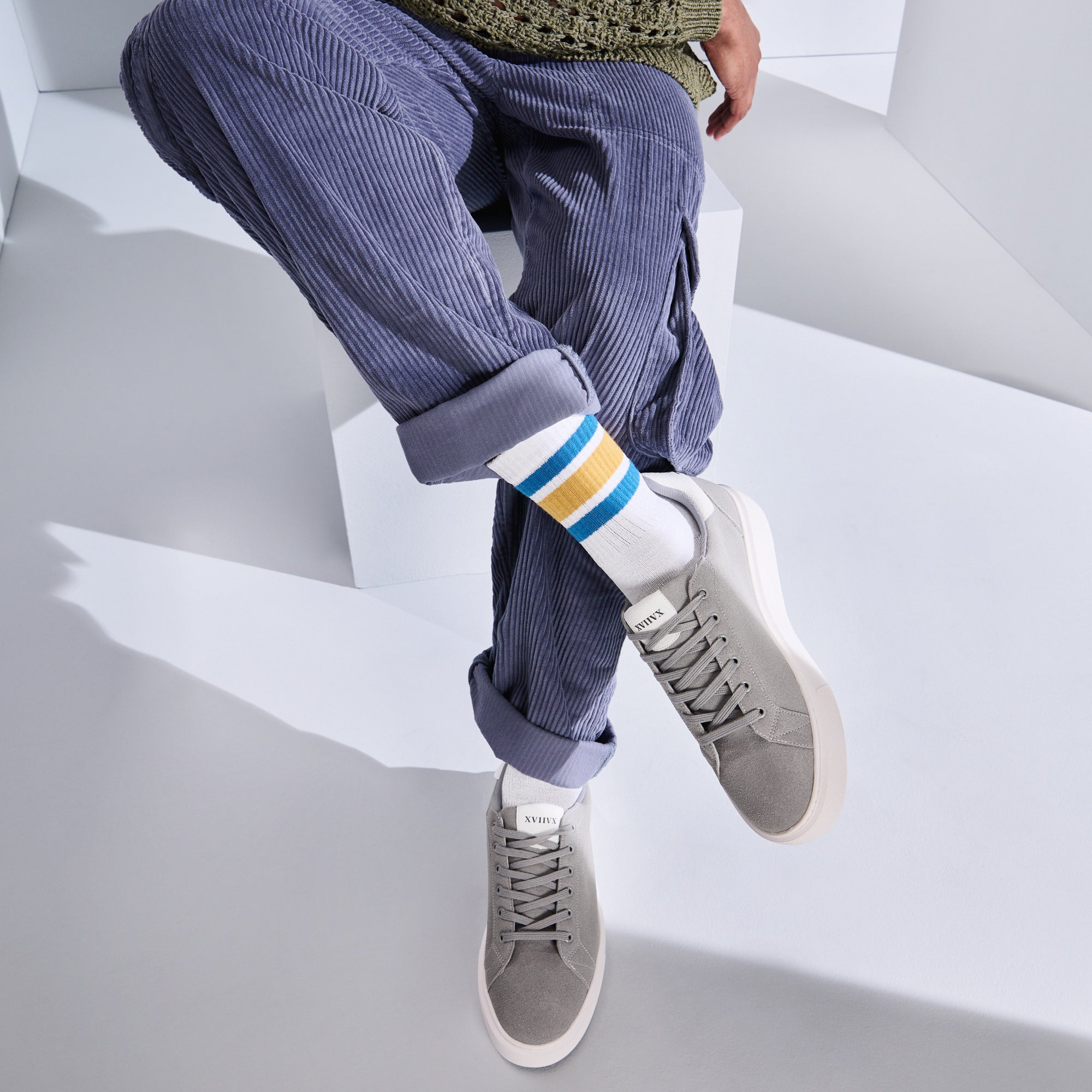 Regnsncox | Breathable Crew Socks Made with Japanese Washi Fiber Blend