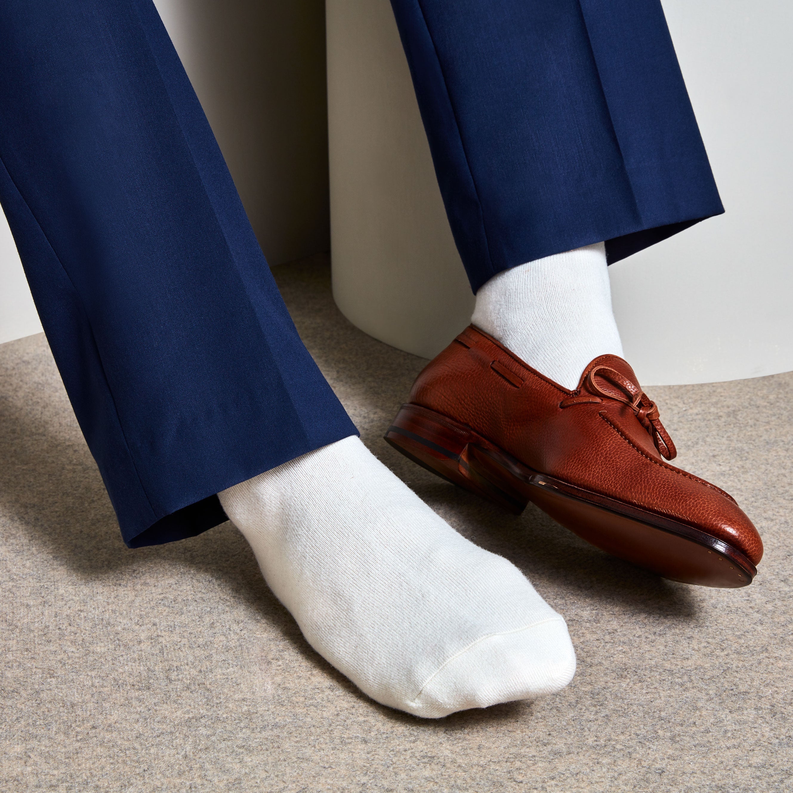 Regnsncox | Extra Fine Merino Crew Socks for Softness, Warmth & Durability