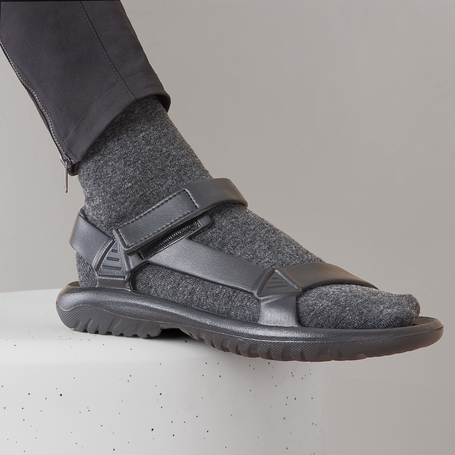 Regnsncox | Extra Fine Merino Crew Socks for Softness, Warmth & Durability