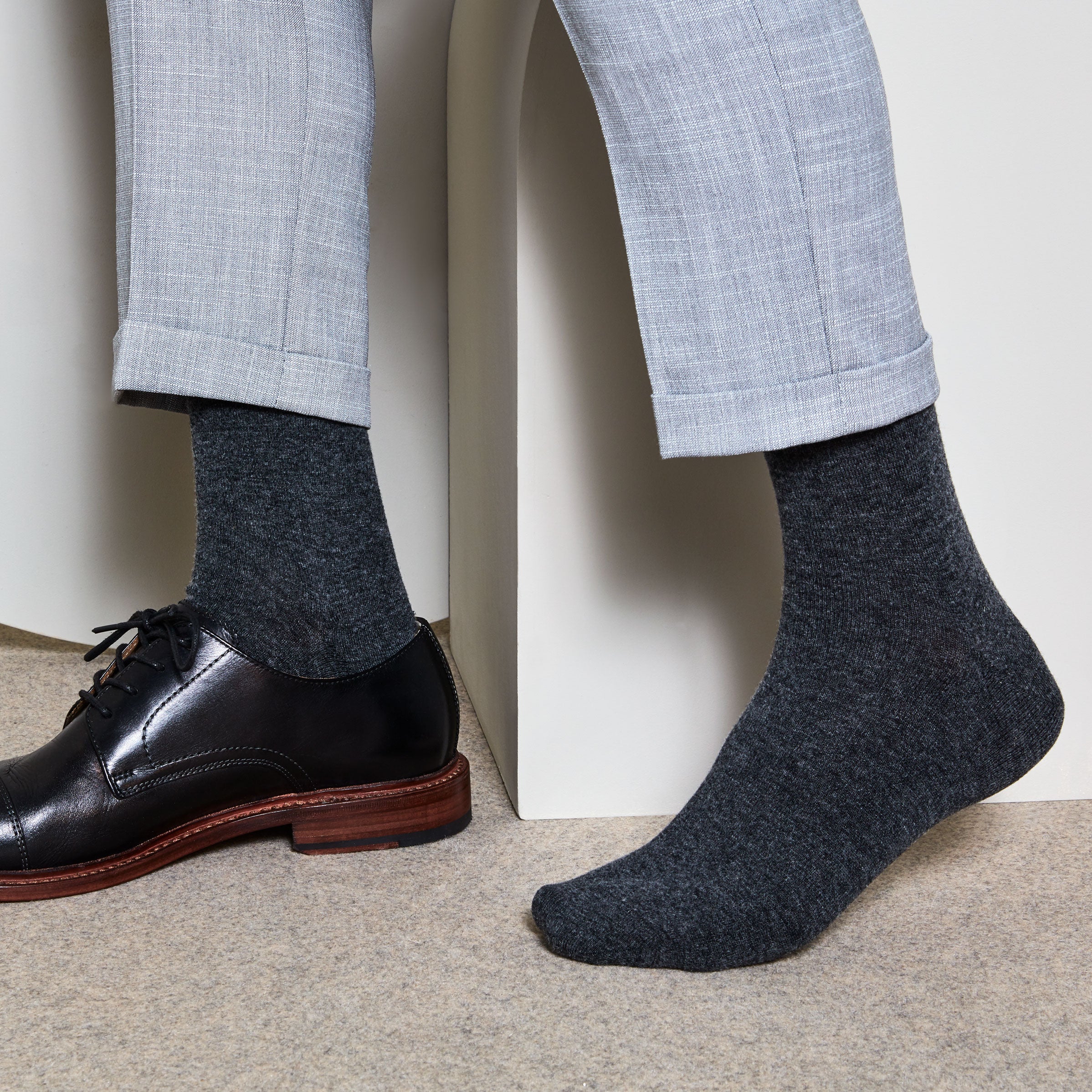 Regnsncox | Extra Fine Merino Crew Socks for Softness, Warmth & Durability