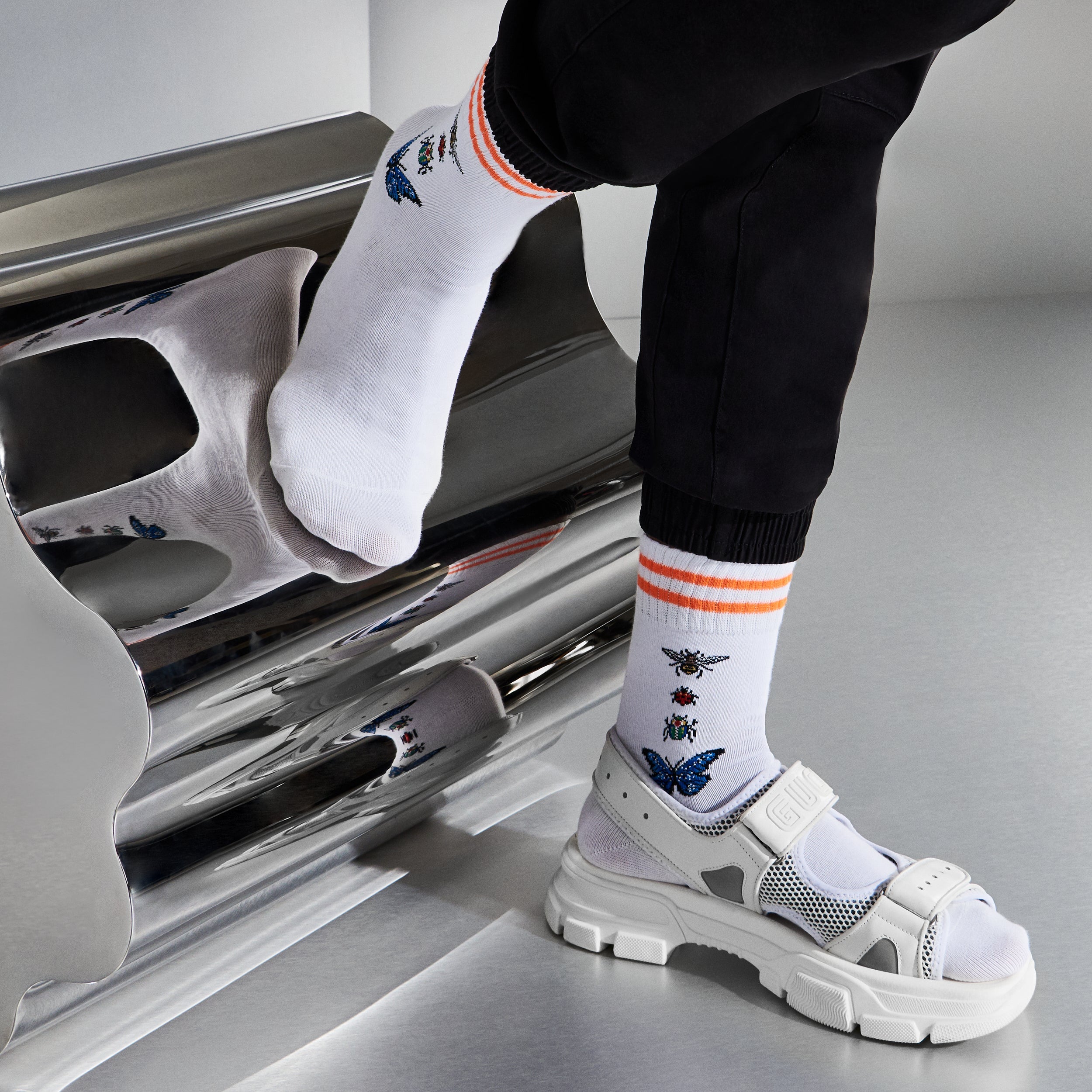 Regnsncox | Organic Cotton Crew Socks with Insect Pattern for Comfortable Fit