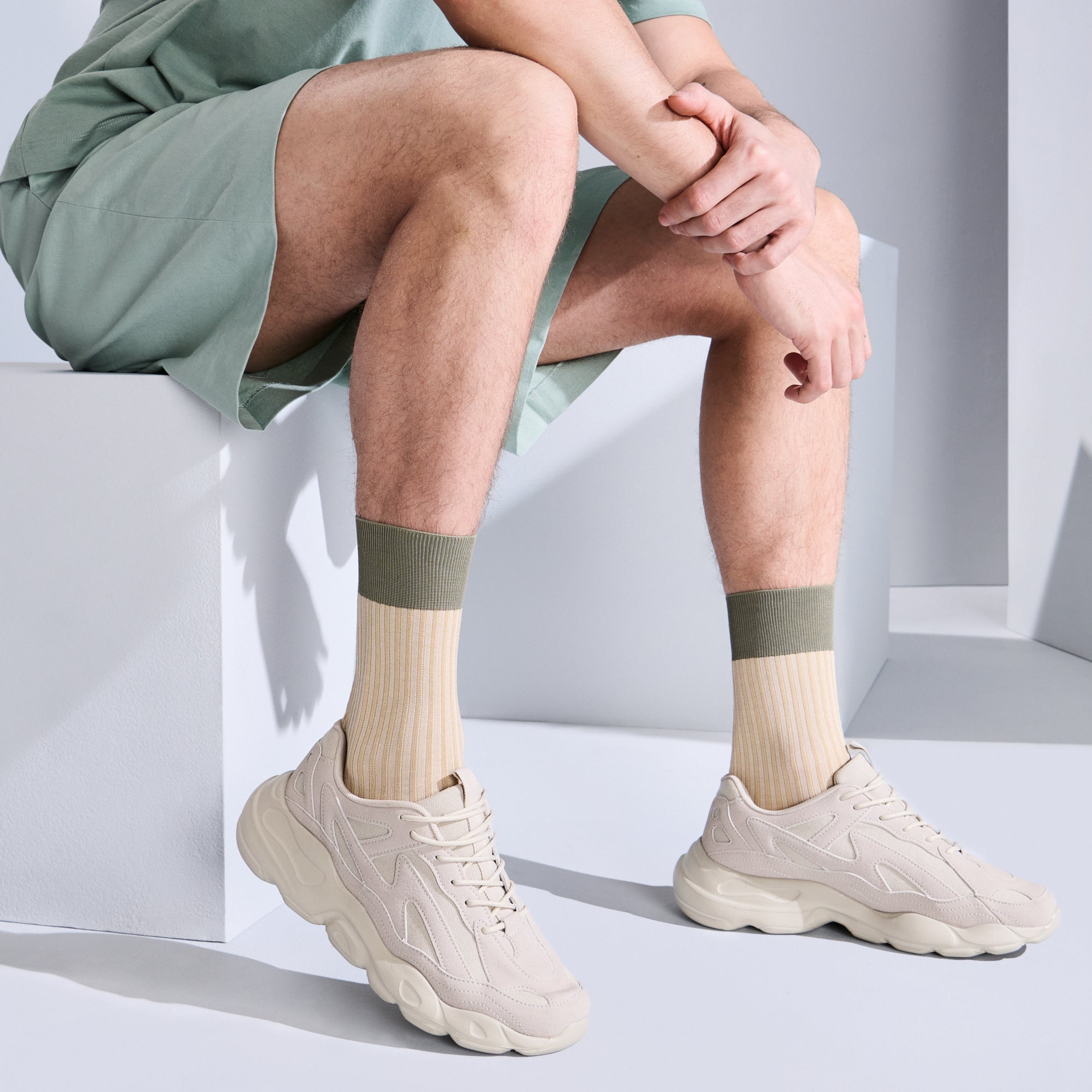 Regnsncox | Silky Cotton Striped Crew Socks with Jacquard Knit Texture
