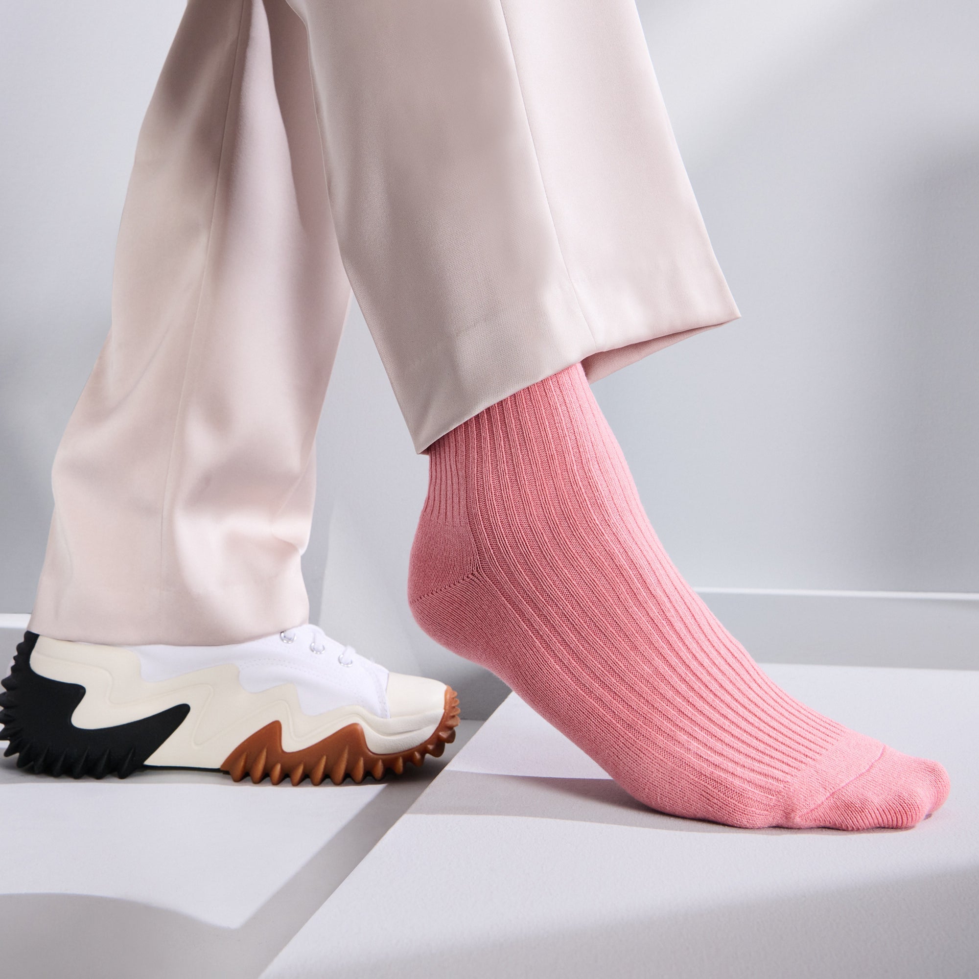 Regnsncox | Power Fit Cotton Crew Socks for Everyday Comfort and Active Use