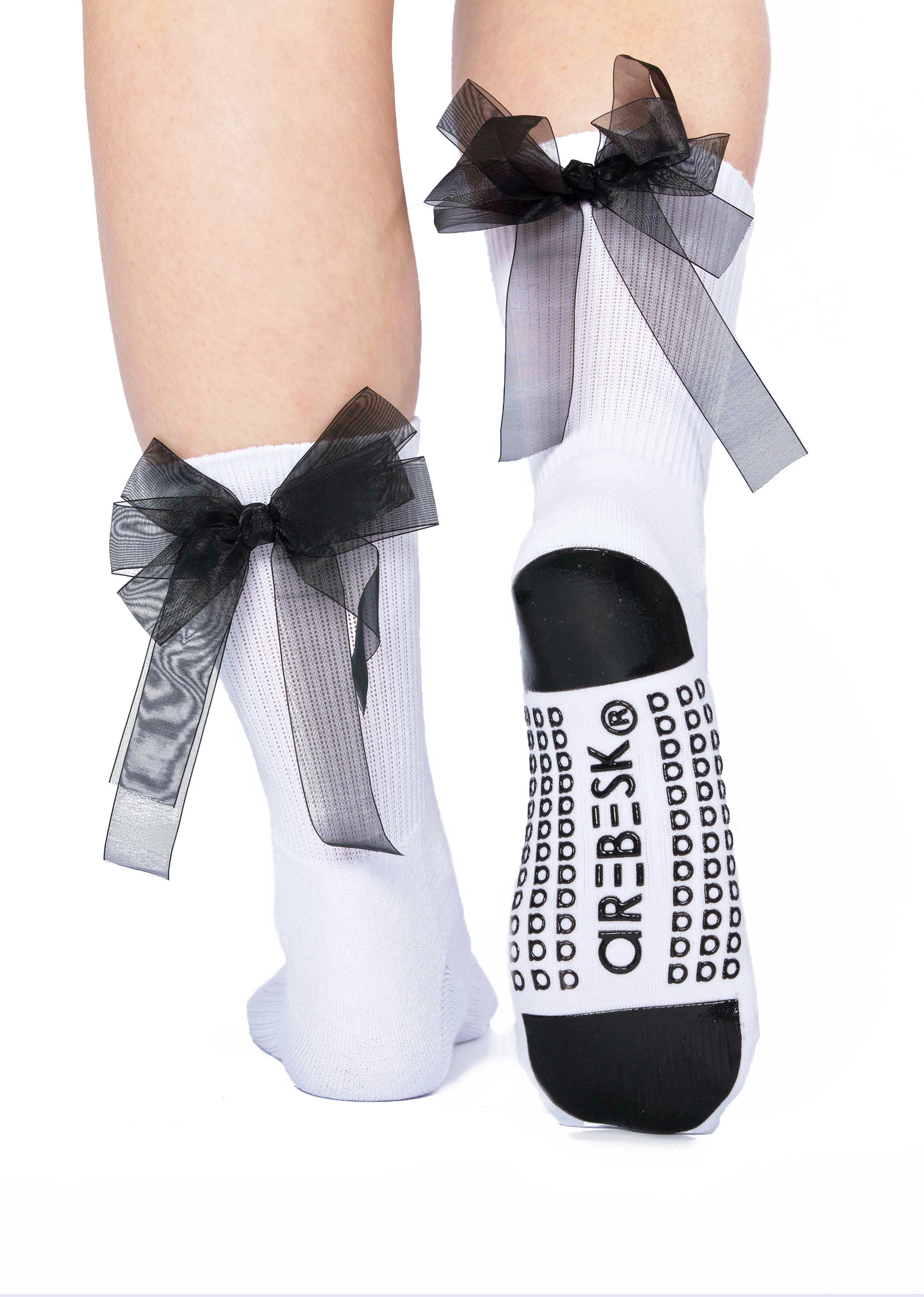 Regnsncox | Women’s Crew Grip Socks with Bow Detail