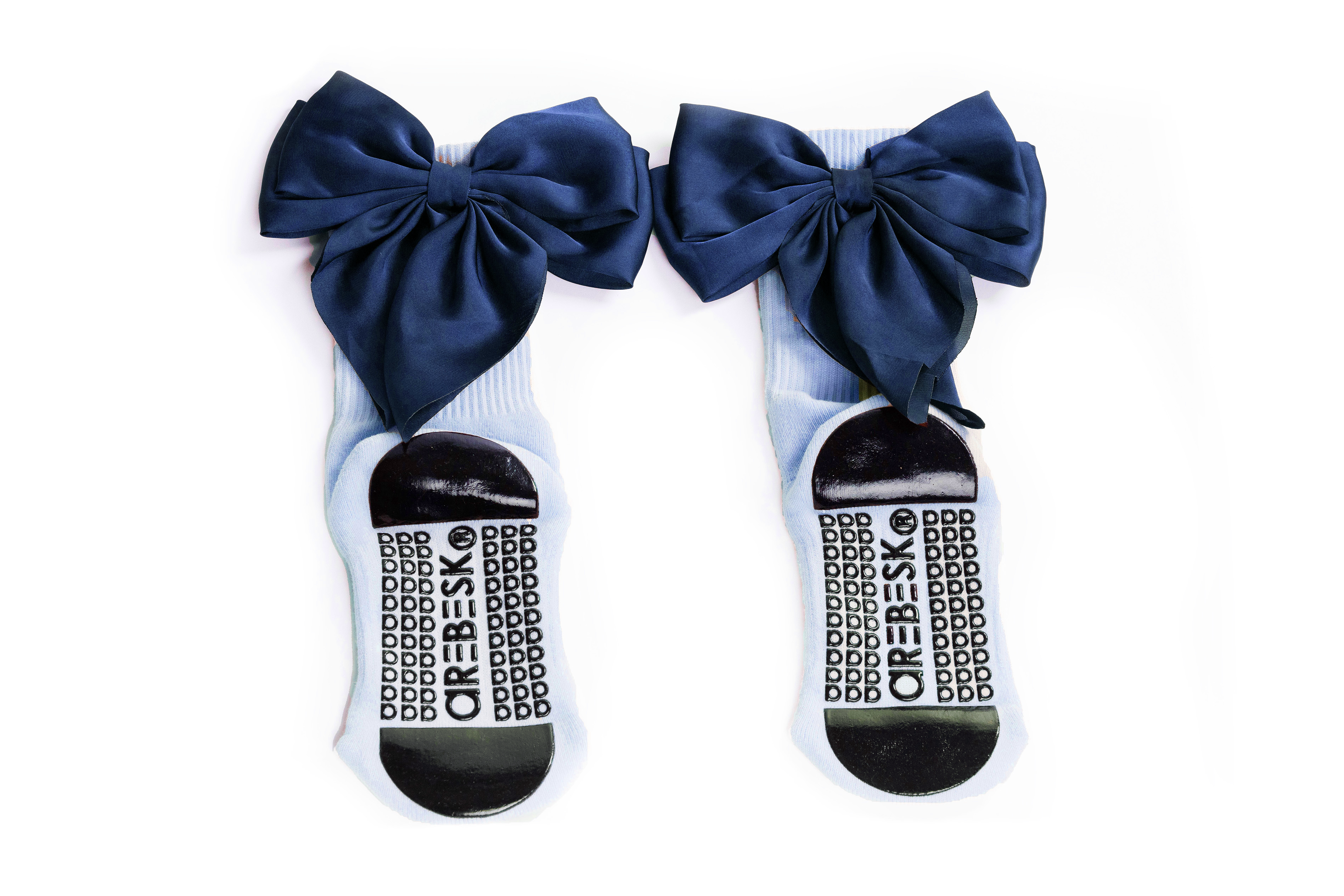 Regnsncox | Women’s Crew Grip Socks with Bow Detail