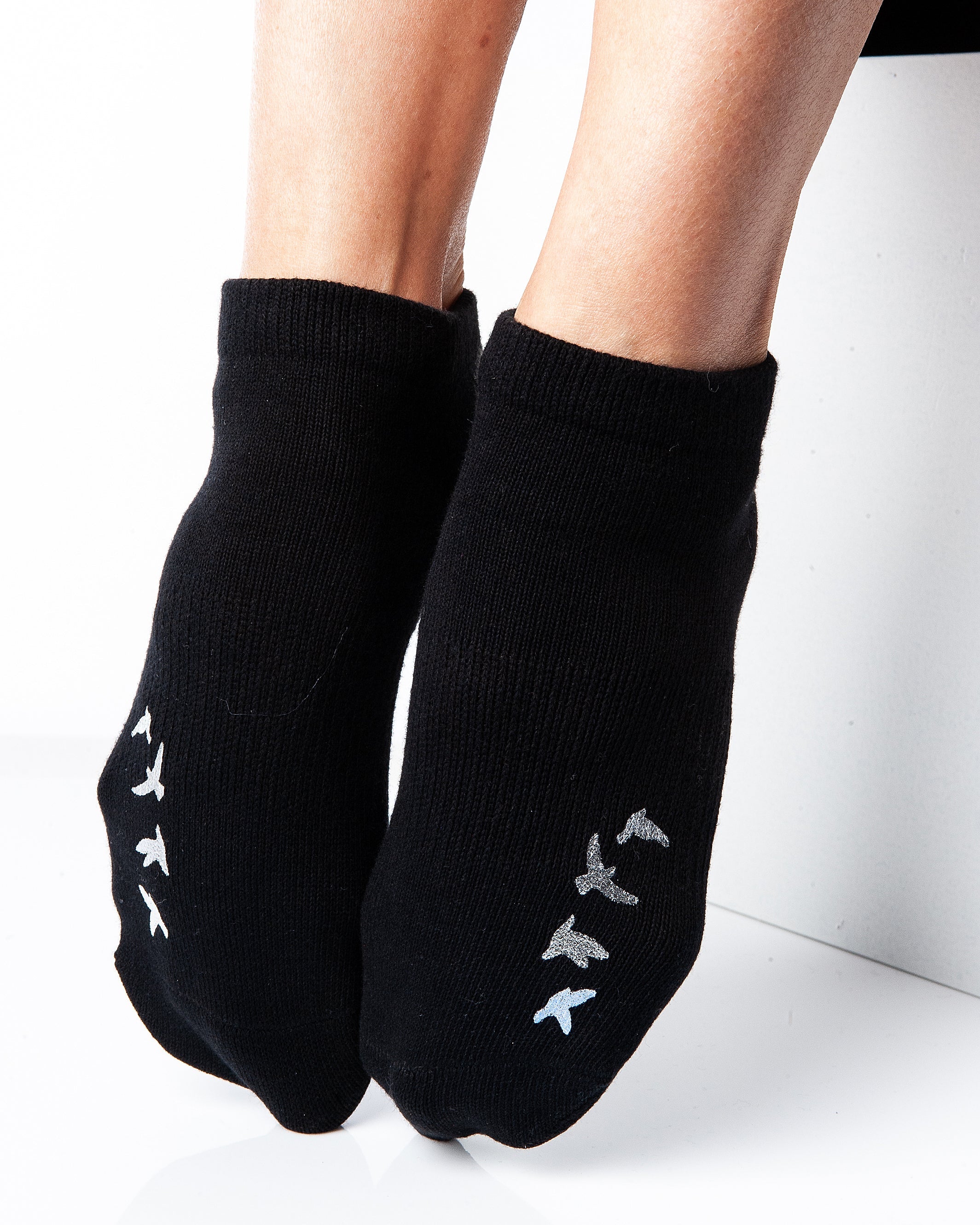 Regnsncox | Women’s Crew Grip Socks with Bird Foil Detail
