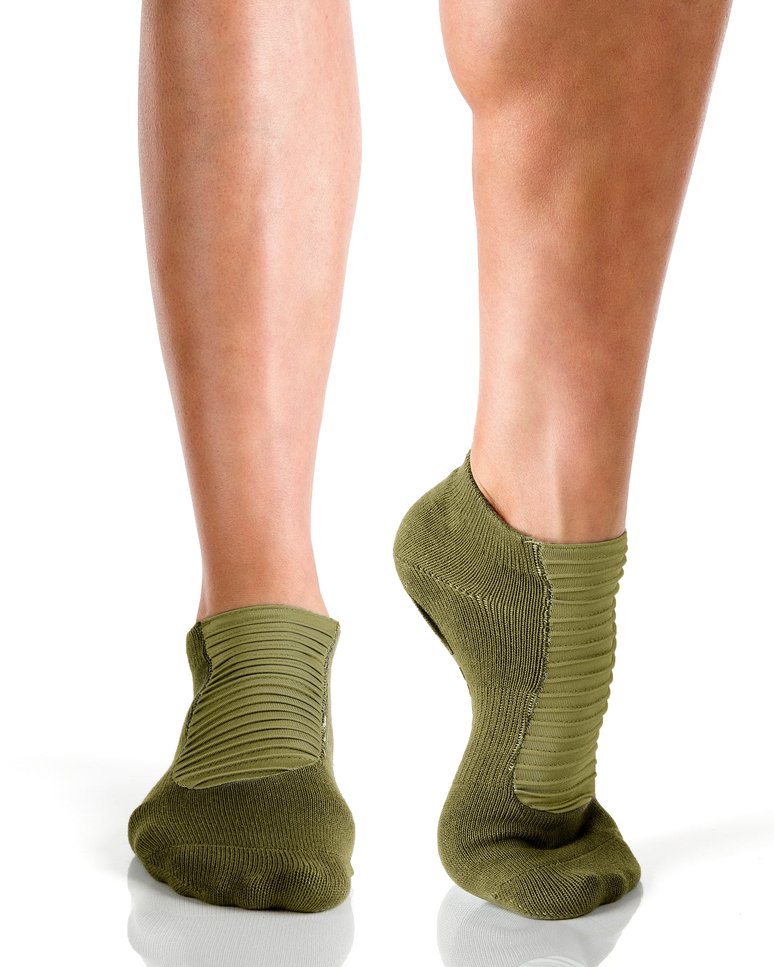 Regnsncox | Closed Toe Grip Socks with Pleated Interior Panels  Moto Closed Toe Grip Sock