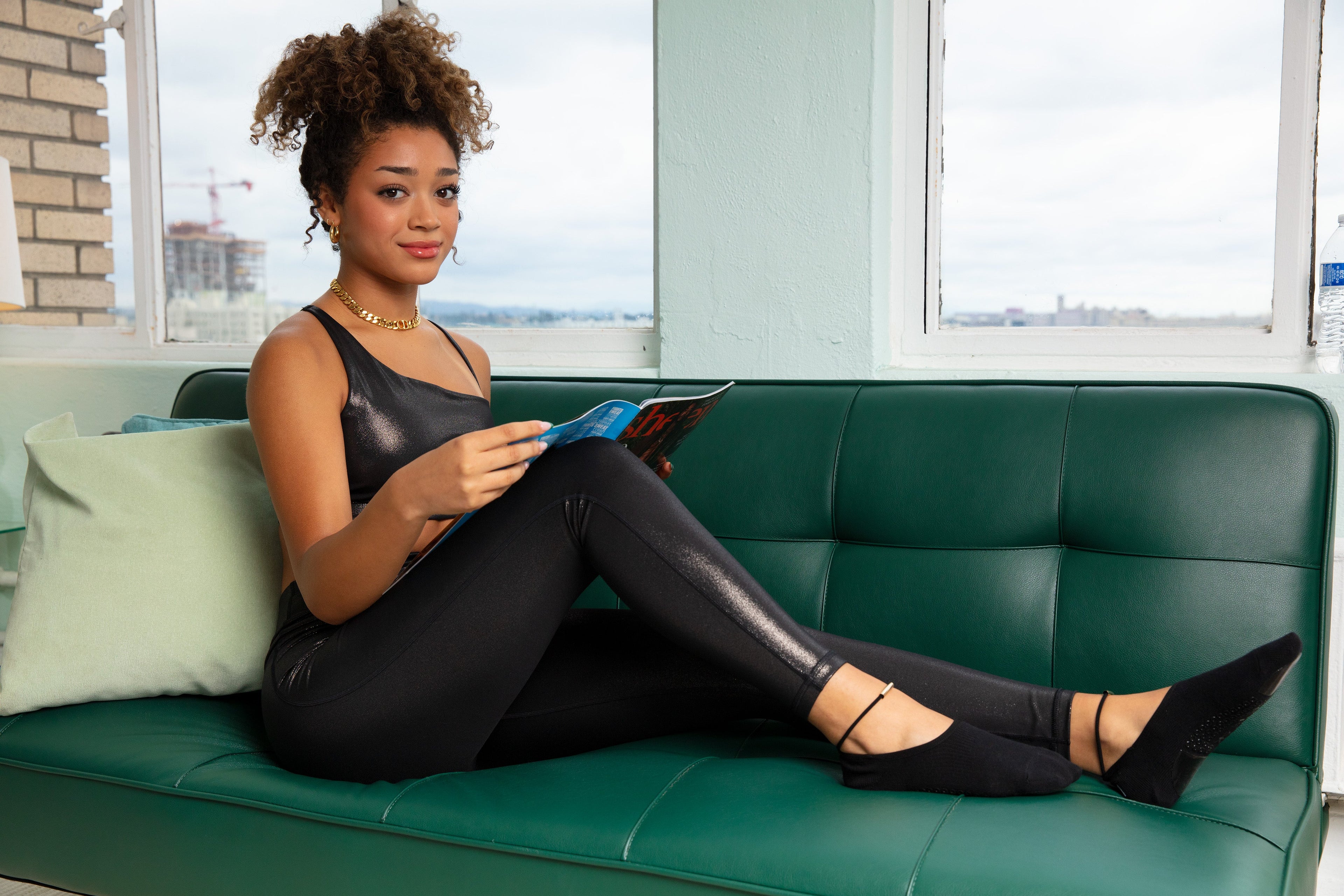 Regnsncox | Women’s Grip Socks with Elastic Ankle Strap and Metallic Detail