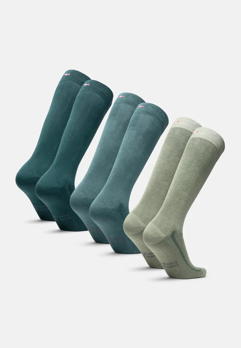 Regnsncox | Knee-High Bamboo Socks for Professional Comfort