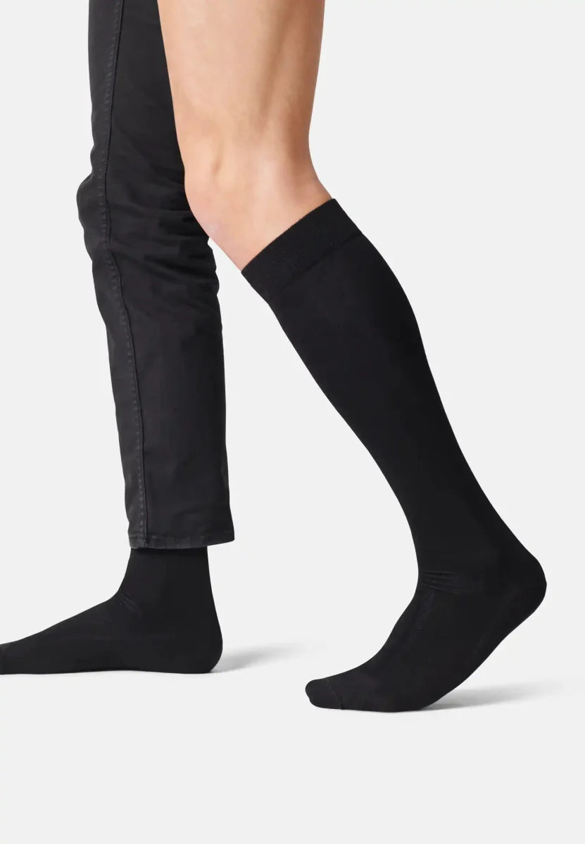Regnsncox | Knee-High Bamboo Socks for Professional Comfort