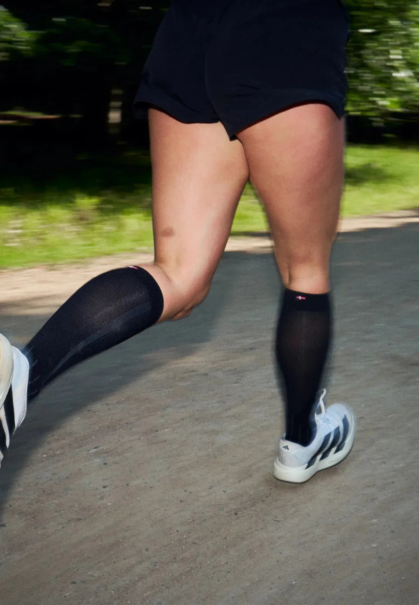 Regnsncox | Graduated Compression Crew Socks for Sports and Daily Wear