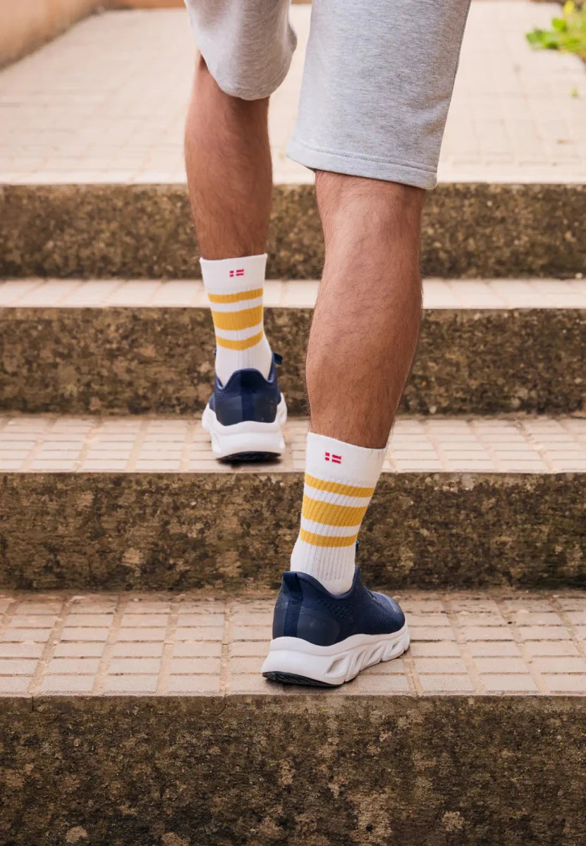 Regnsncox | Organic Cotton Tennis Crew Socks for Sports and Casual Wear