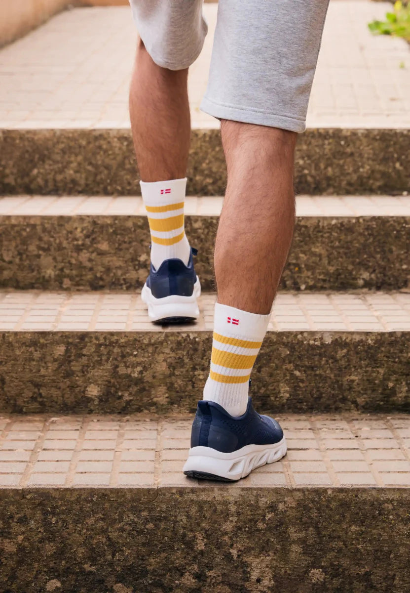 Regnsncox | Organic Cotton Tennis Crew Socks for Sports and Casual Wear